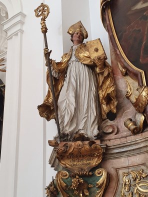 세비야의 성 이시도로_by Josef Anton Pfaffinger_photo by Schmeissnerro_in the Collegiate Church of Virgin Mary in Salzburg_Austria.jpg